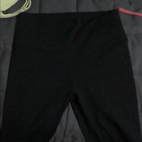 Black Fabletics - Picture 3 of 3